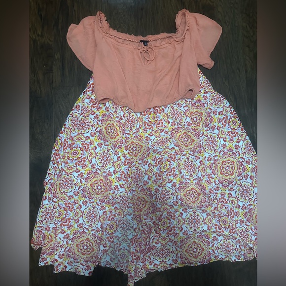 Two Piece Torrid Set - Picture 3 of 3